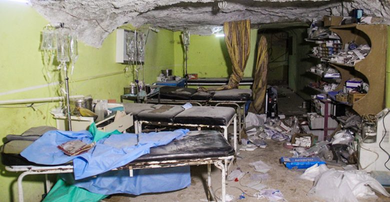 Syrian war: Hospitals demolished and dozens dead in latest Idlib bombardment