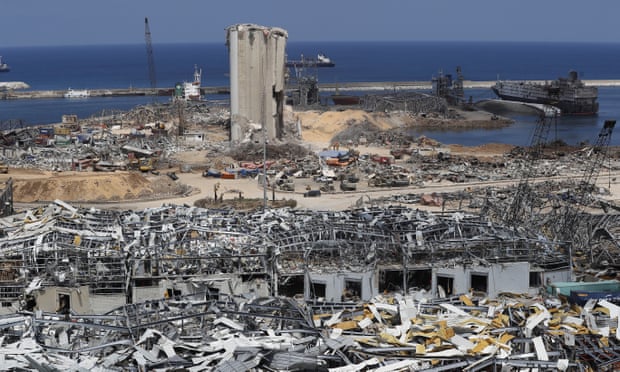 “صحيفة الغارديان”: رجال أعمال مرتبطون بالأسد لهم صلة بشحنة الانفجار في مرفأ بيروت