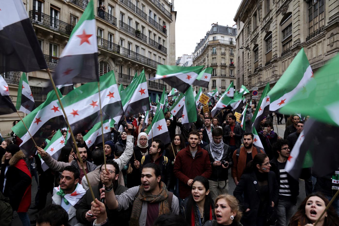 المعارضة السورية تعقد مؤتمراً في برلين
